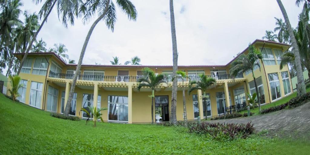 Hotel Villa Viana Marawila Ngoại thất bức ảnh
