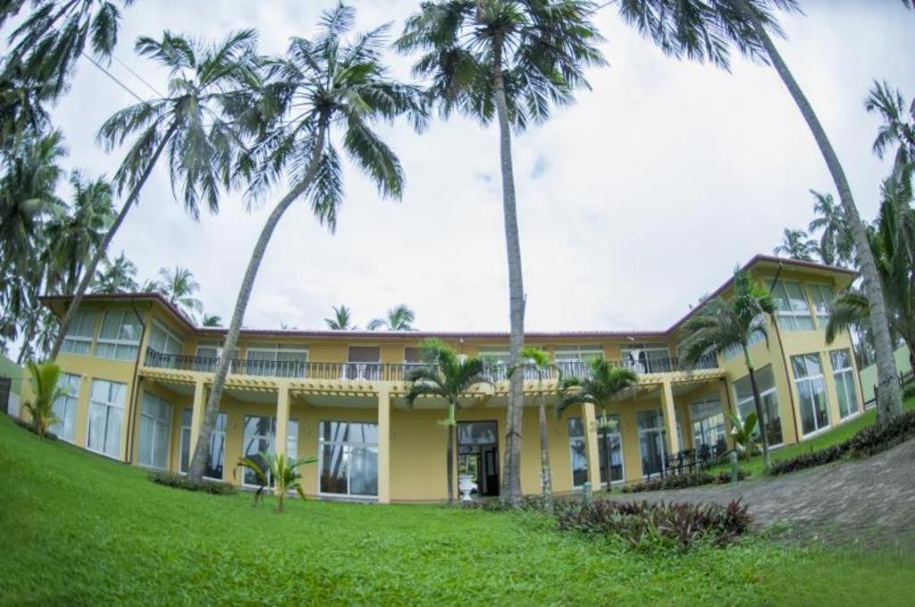Hotel Villa Viana Marawila Ngoại thất bức ảnh