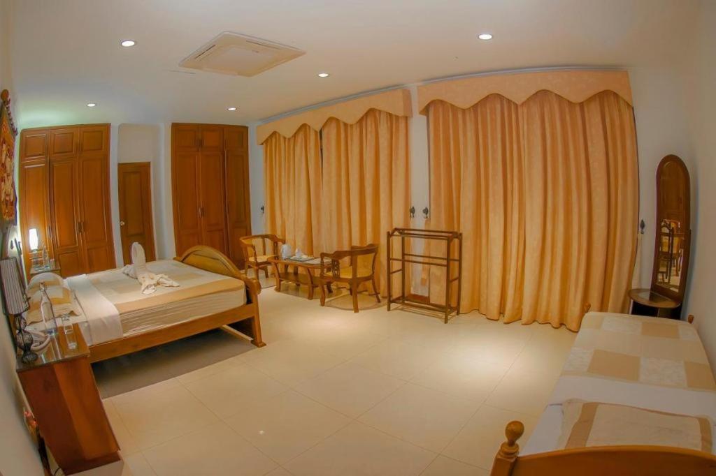 Hotel Villa Viana Marawila Ngoại thất bức ảnh