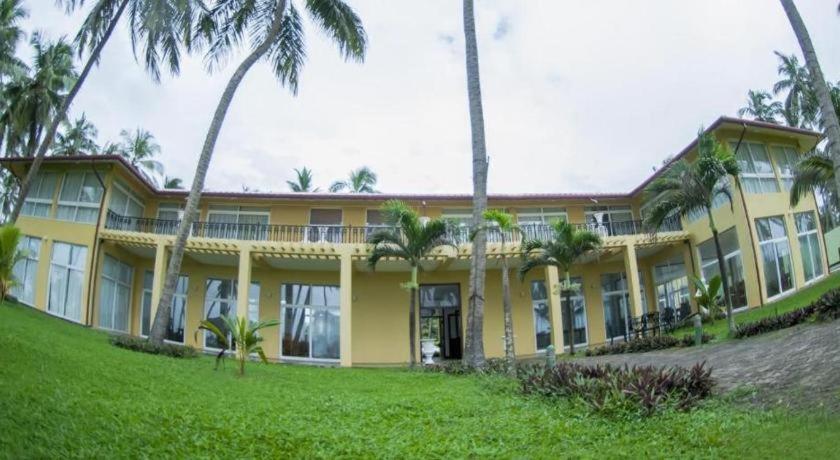 Hotel Villa Viana Marawila Ngoại thất bức ảnh